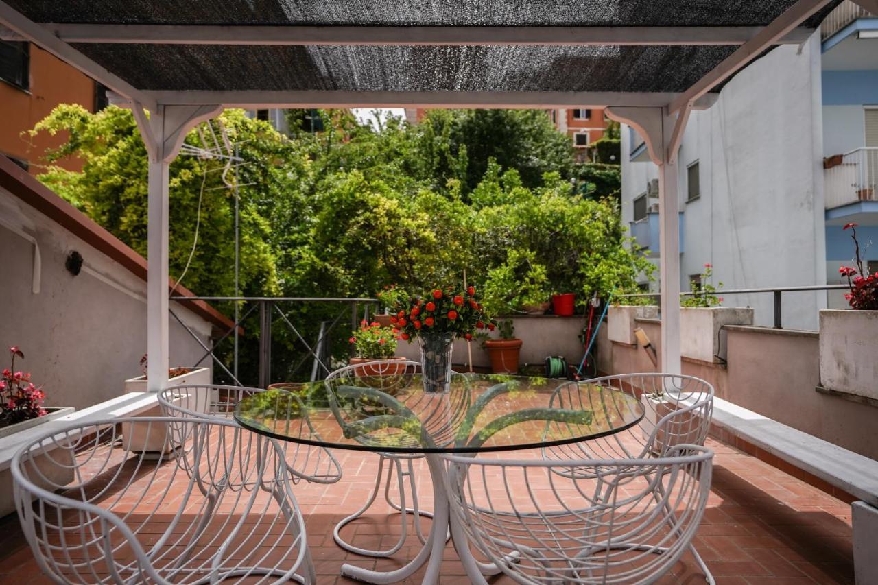 Ferienwohnung Stunning Terrace Vatican City Rom Exterior foto